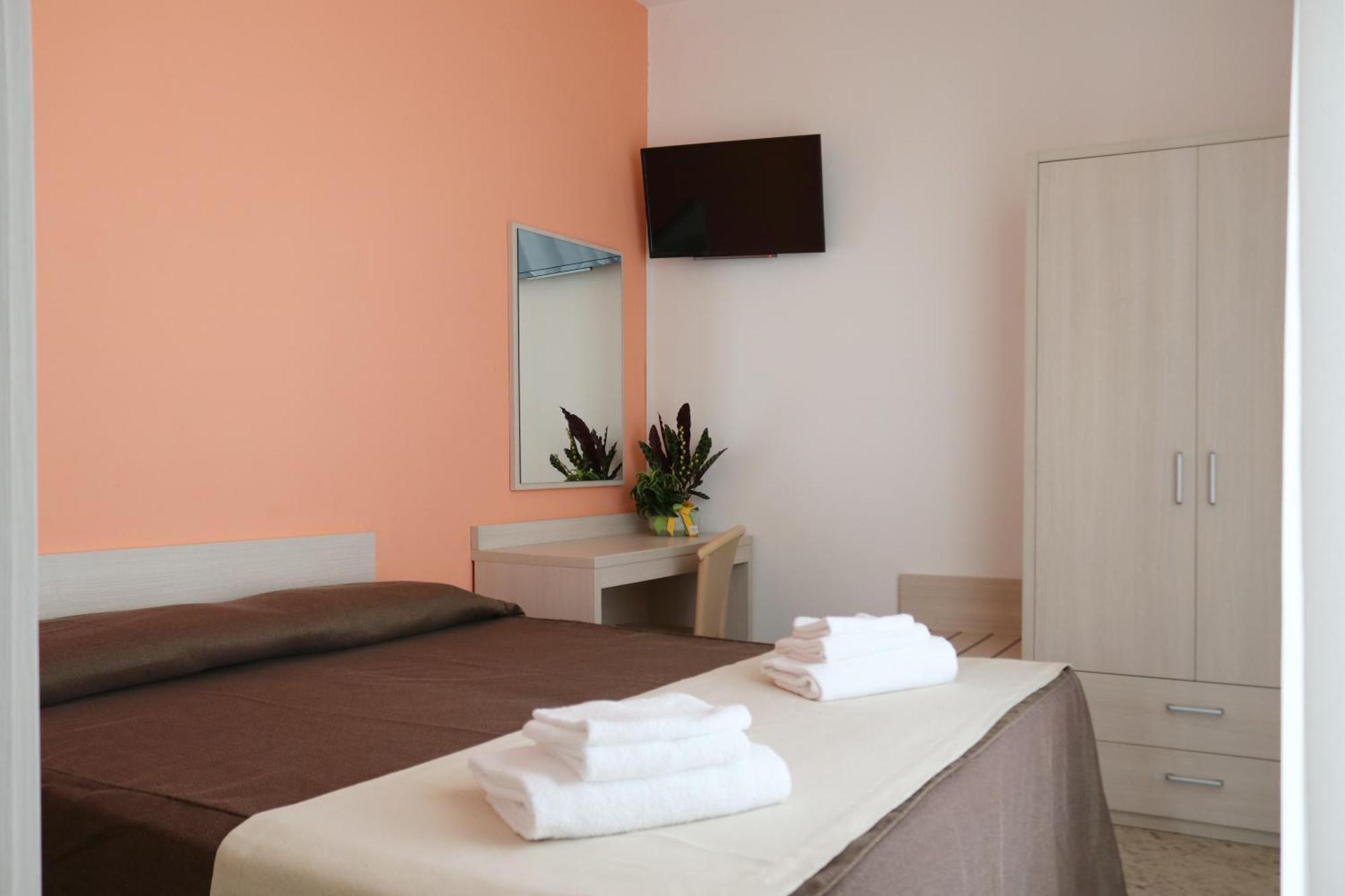 Hotel Villa Trieste Sirmione Camera foto