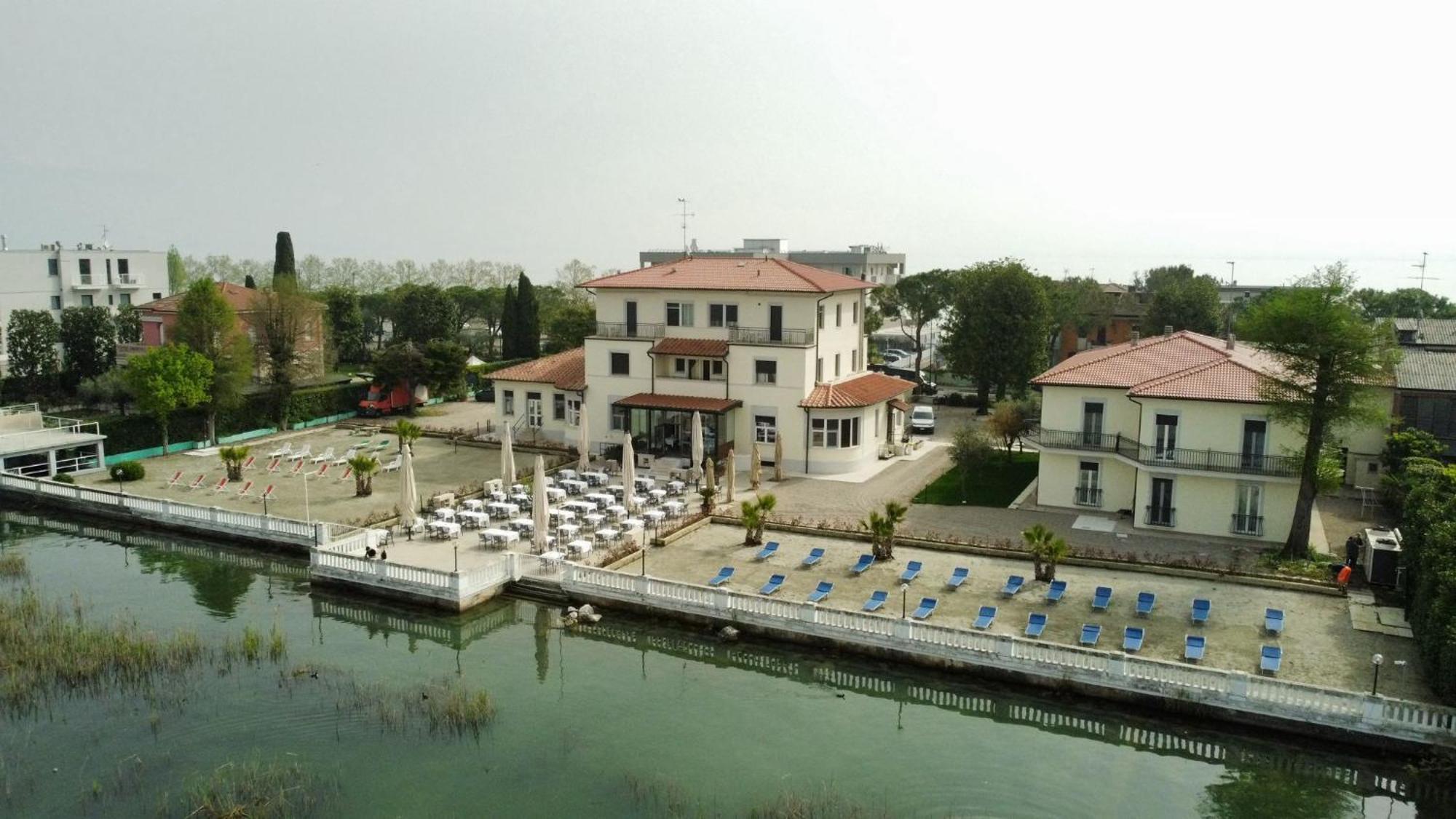Hotel Villa Trieste Sirmione Camera foto