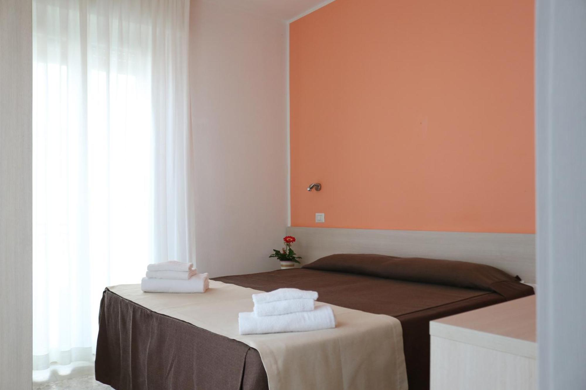 Hotel Villa Trieste Sirmione Camera foto