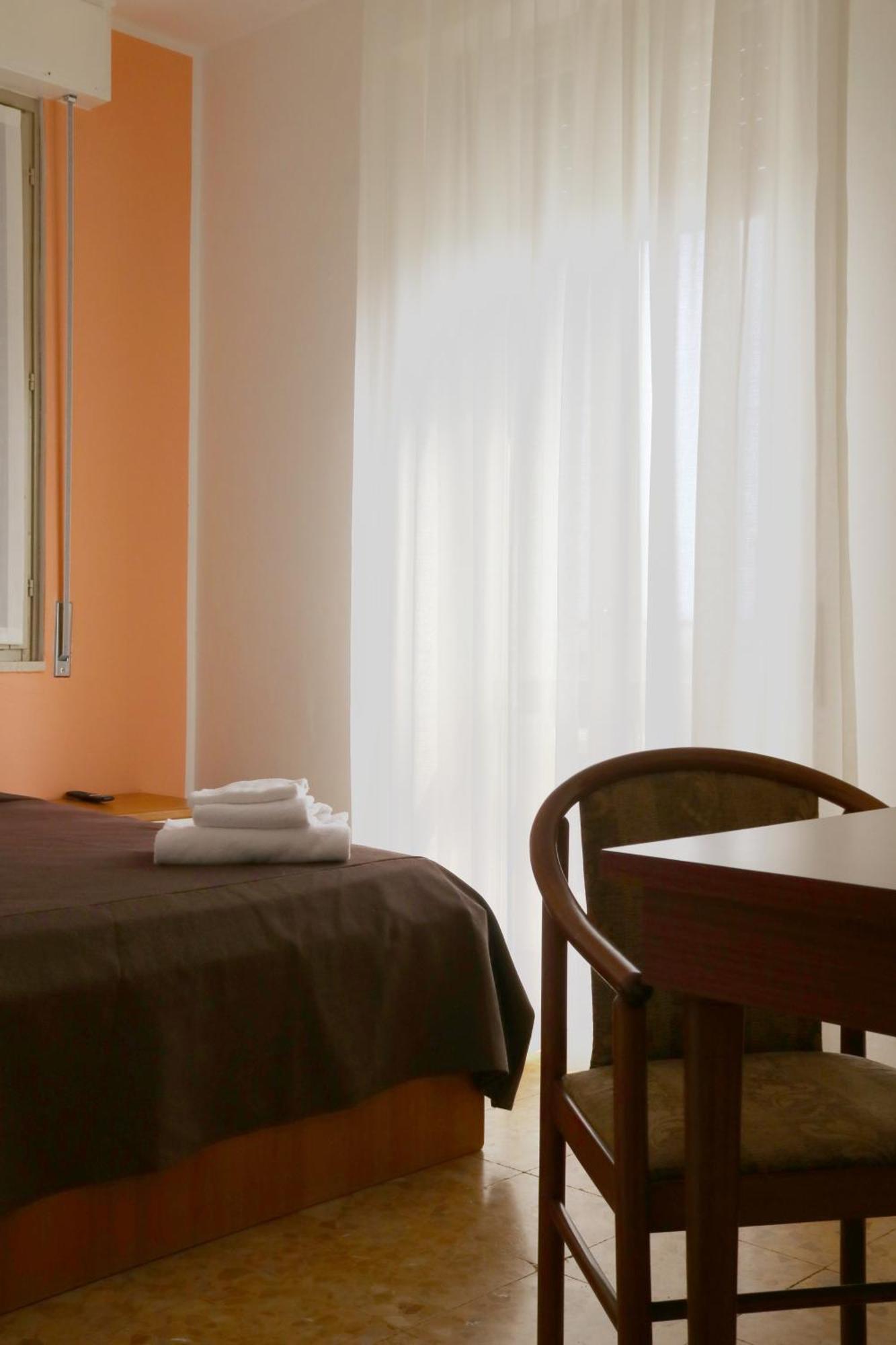 Hotel Villa Trieste Sirmione Camera foto