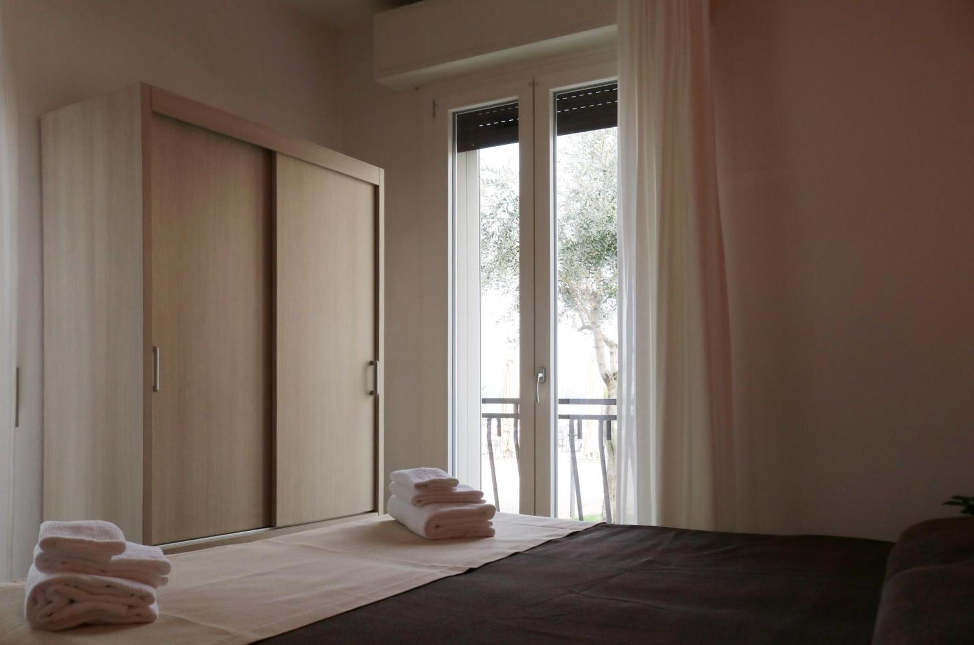 Hotel Villa Trieste Sirmione Camera foto