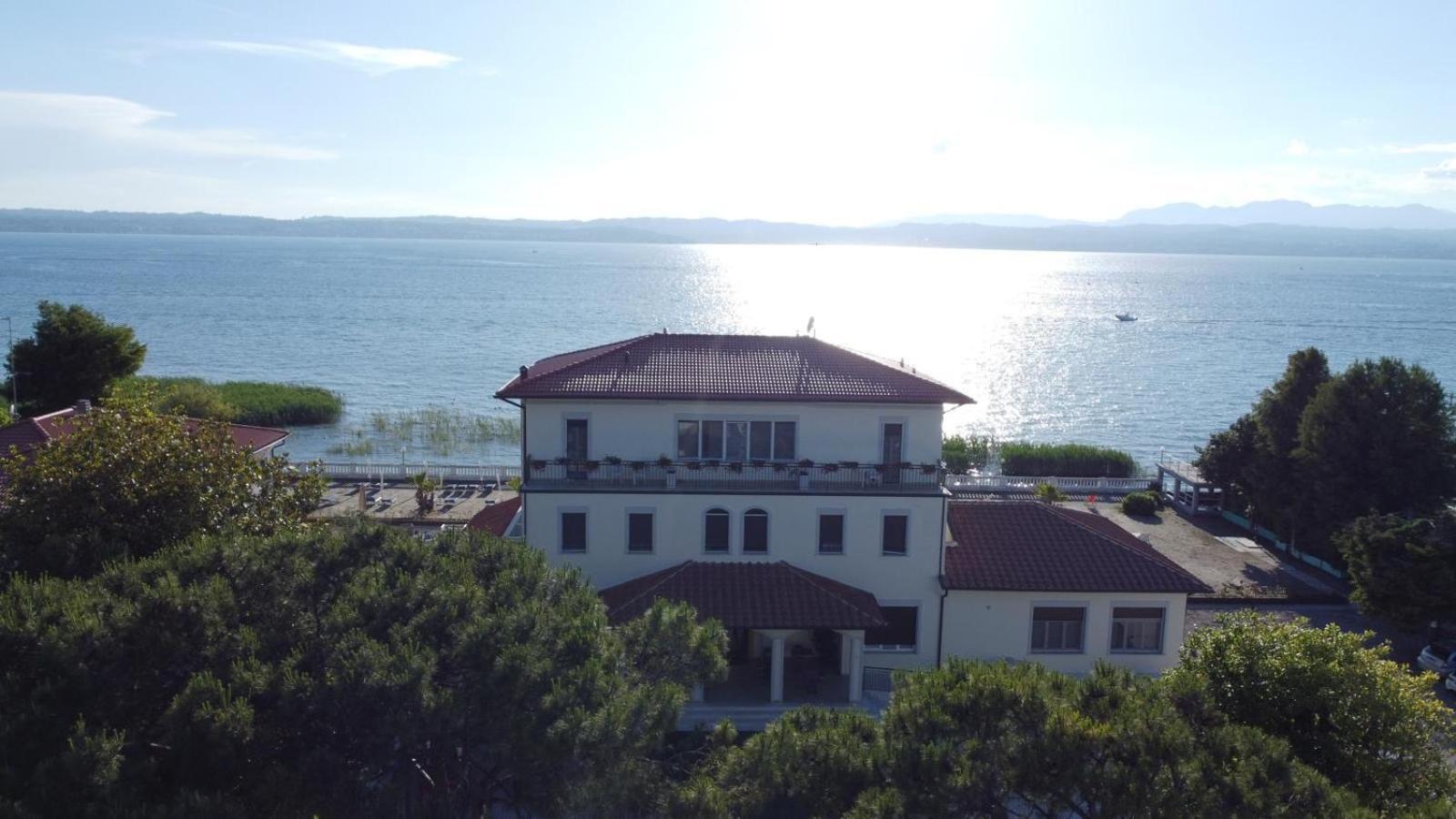 Hotel Villa Trieste Sirmione Esterno foto