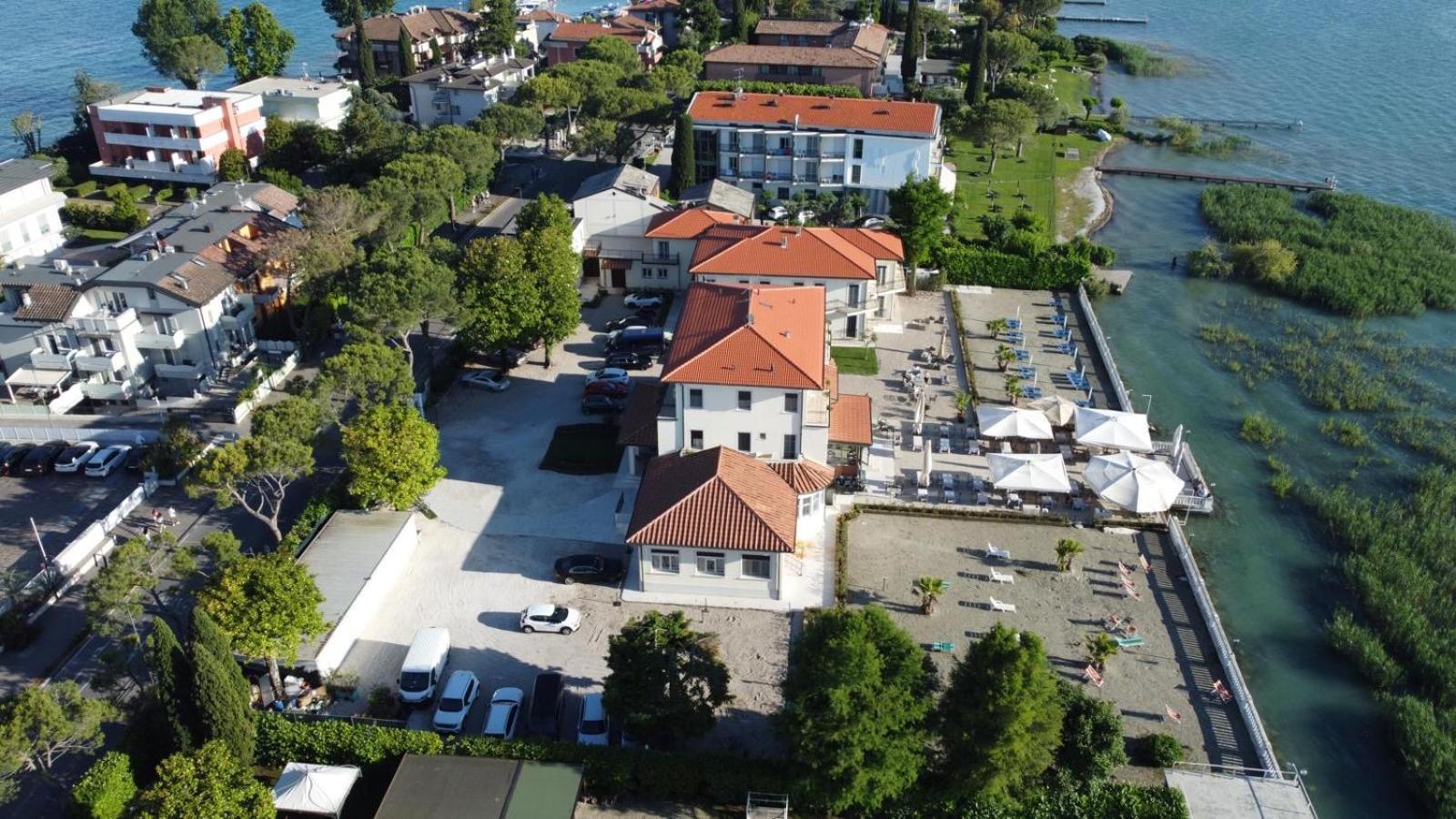 Hotel Villa Trieste Sirmione Esterno foto